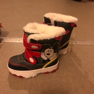 Brand new Mickey snow boots